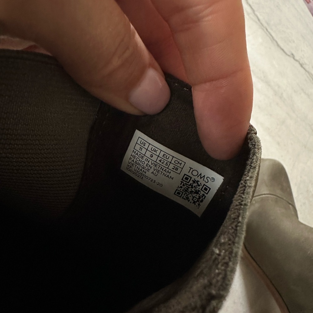 TOMS! Womens nubuck Ankle Booties - Picture 7 of 9